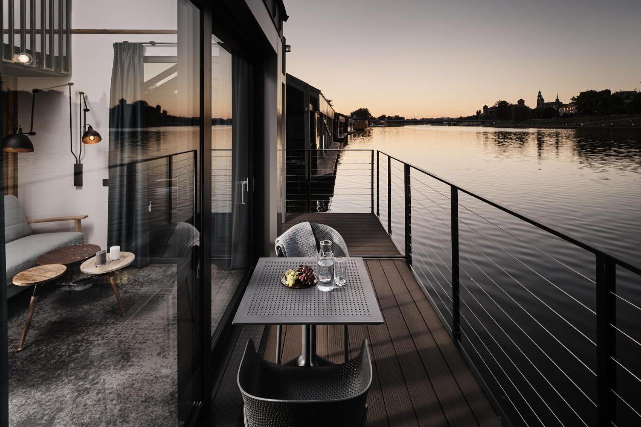 New Port - Premium Floating Aparthotel 克拉科夫 外观 照片