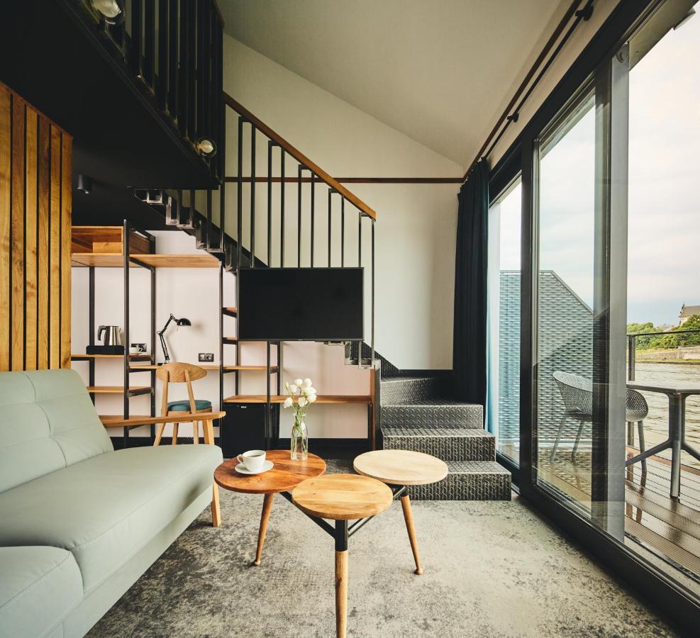 New Port - Premium Floating Aparthotel 克拉科夫 外观 照片